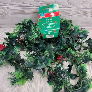Holiday Spirit Plastic Christmas Garland 9‎ Foot Deluxe Holly Pine Decor Vtg